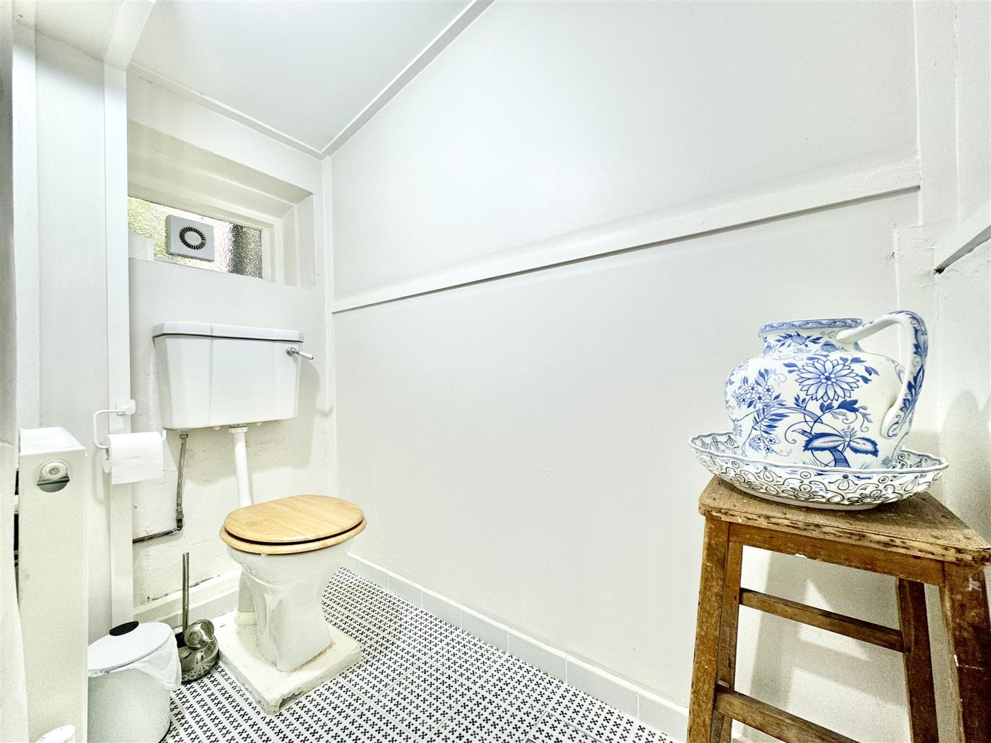 Woods Passage, Old Town, Hastings